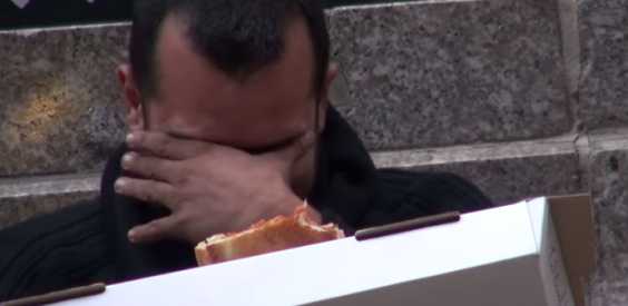 This Homeless Man Can’t Help But Cry When He Received Something He Least Expect.