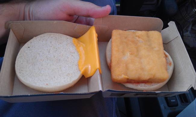 15 Photos Of Most Annoying Meals Served In Some Fast Food Restaurants