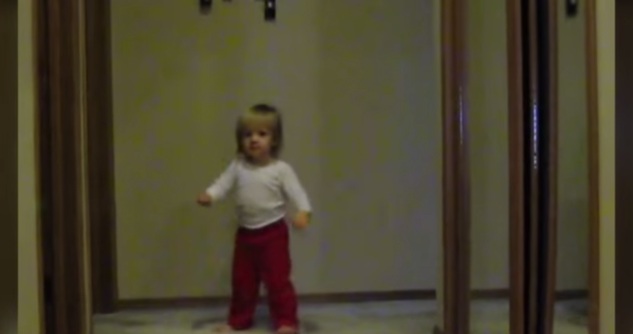 Watch How This Happy Kid Enjoys Dancing And Stops
