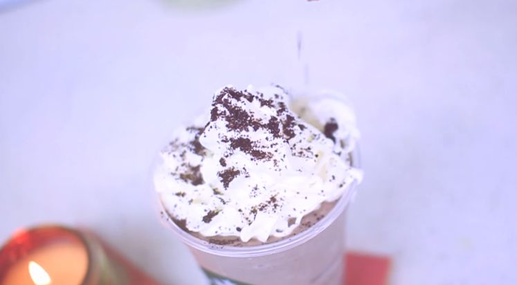 Try To Make A Coffee Free Starbuck’s Frappuccino At Home By Doing These Steps