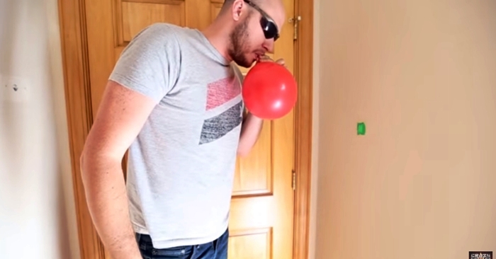 Guy Uses Balloons To Create 5 Pranks For Friends And Family, You Need To Watch This…