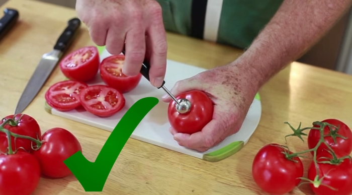 You’ve Been Dealing With Tomatoes Wrong All These Years – You Need To See This One…