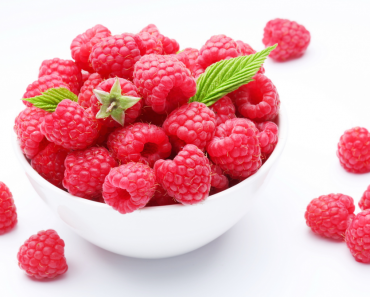 Raspberries Nutrition Facts And Health Benefits