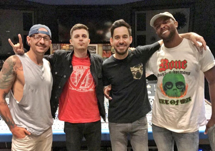 Chester Bennington with his bandmates and producer